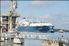 Tàu chở 70.000 tấn LNG nhập khẩu đã cập cảng Bà Rịa - Vũng Tàu