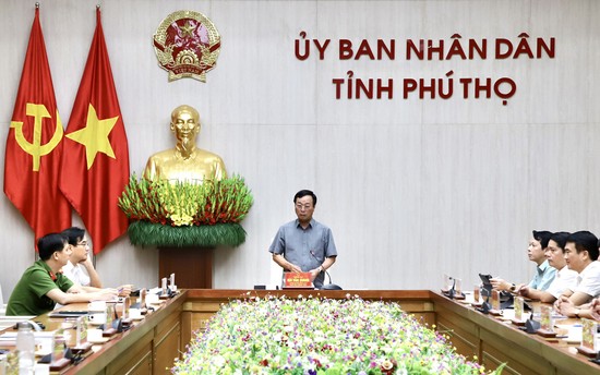 Chủ tịch UBND tỉnh Bùi Văn Quang phát biểu tại hội nghị