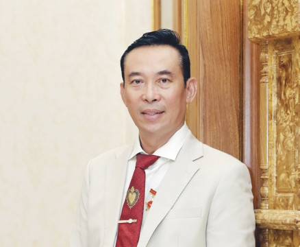 Businessman Tran Van Muoi and the Cultural Philosophy in Business