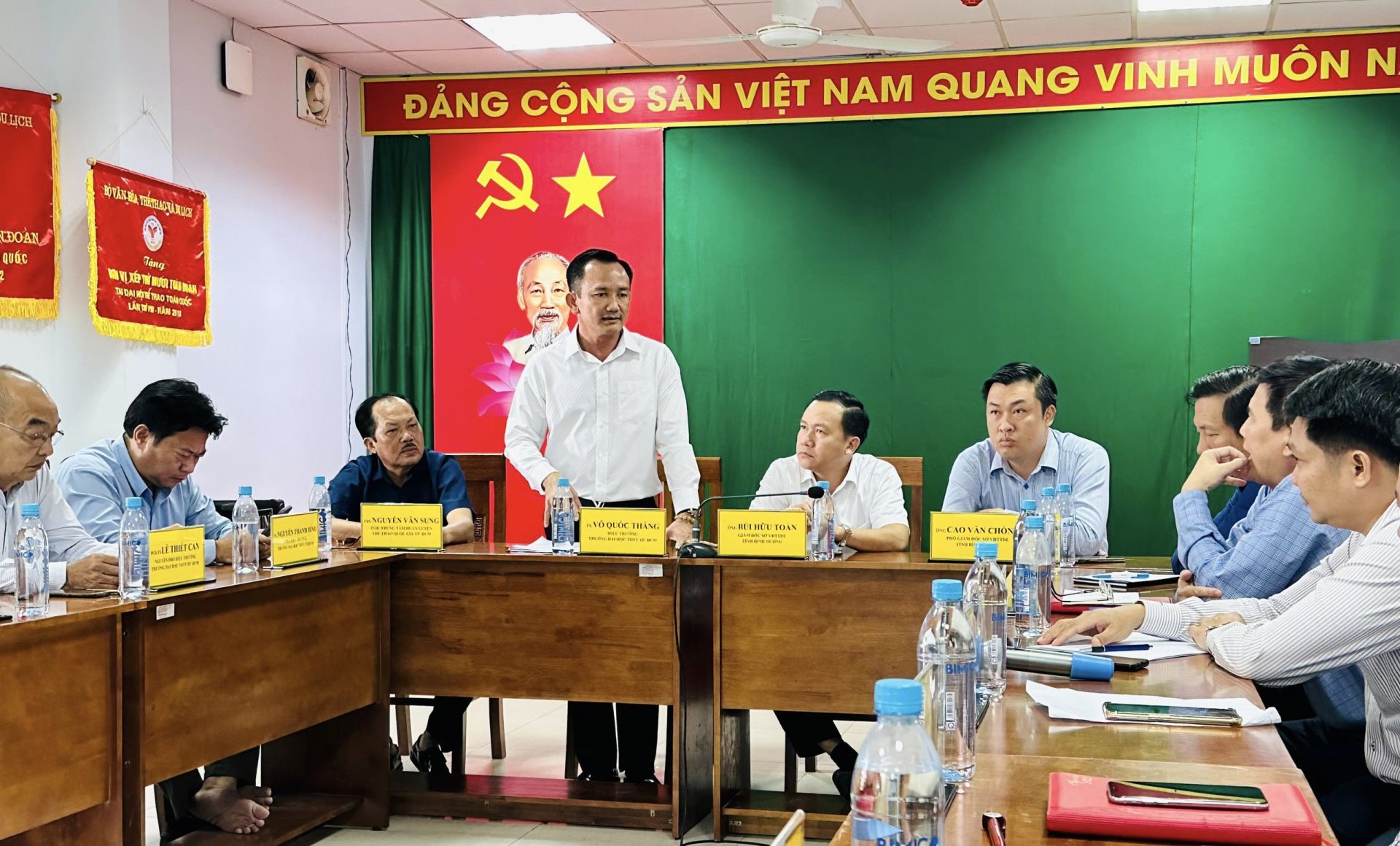 Tiến sĩ Võ Quốc Thắng - Hiệu trưởng Trường Đại học TDTT TP Hồ Chí Minh phát biểu các định hướng các bên có thể tăng cường hợp tác