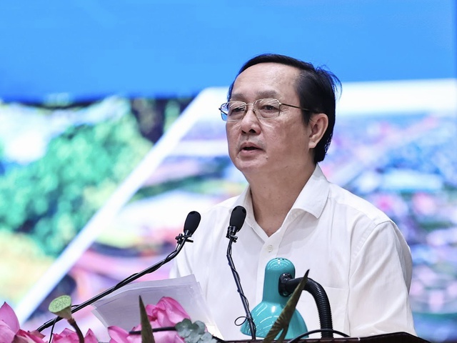 Bộ trưởng Bộ KH&CN Huỳnh Thành Đạt đề xuất một số giải pháp phát triển vùng Đồng bằng sông Hồng trở thành trung tâm KHCN, đổi mới sáng tạo hàng đầu cả nước - Ảnh: VGP/Nhật Bắc