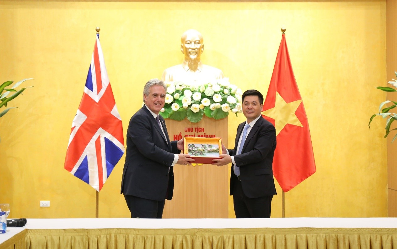 Đặc phái viên thương mại Mark Garnier cảm ơn Việt Nam đã ủng hộ Vương quốc Anh trong tiến trình đàm phán tham gia Hiệp định CPTPP.