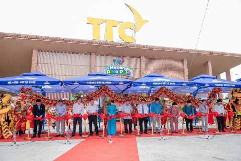 TTC Mekong Aqua Park is the first water park to open in the city of Ben Tre.