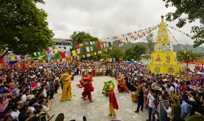 During the festival, there are also many rich cultural activities. (Photo: Internet)