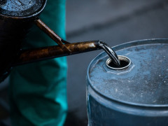 Lượng dầu thô Trung Quốc nhập khẩu từ Nga tăng vọt, đạt 2,57 triệu thùng dầu mỗi ngày