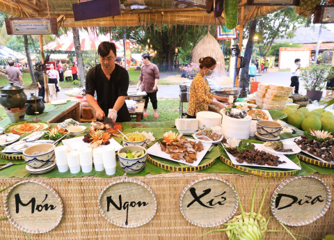 To make Vietnamese cuisine a national strategic product to promote tourism in Vietnam