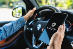 Hãng gọi xe công nghệ Uber ghi nhận lãi quý sau 14 năm hoạt động