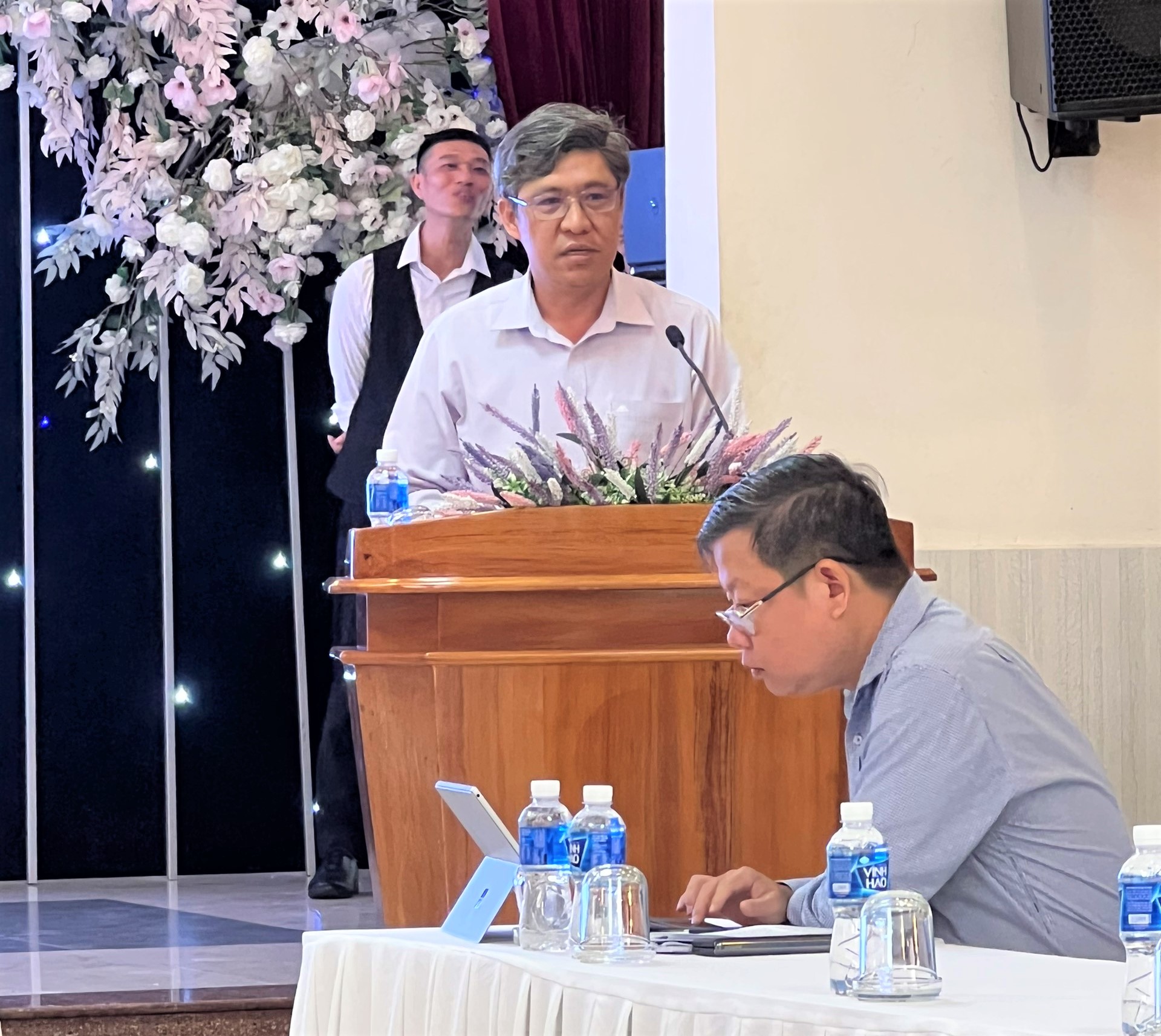 Phó Chủ tịch UBND tỉnh Bình Thuận - Nguyễn Minh phát biểu kết luận buổi họp báo