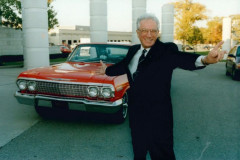 Joe Girard - Người đàn ông bán 13.001 chiếc xe ô tô trong hơn 13 năm, đạt kỷ lục Guiness thế giới