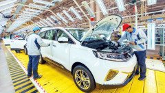 Trung Quốc củng cố vị thế dẫn đầu toàn cầu về xuất khẩu ô tô
