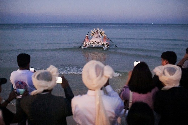 This is one of the most anticipated weddings in India in 2019. After the ceremonies on March 3, this billionaire couple continued to choose Phu Quoc (Kien Giang, Vietnam) to hold a celebration party. from March 7 to 10, 2019