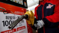 Hàn Quốc tiếp tục giảm thuế xăng dầu đến hết tháng 10/2023