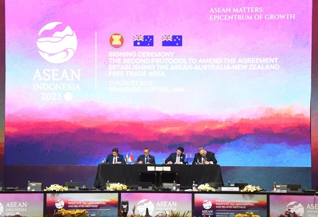 Lễ ký kết Nghị định thư thứ 2 sửa đổi Hiệp định thành lập Khu vực thương mại tự do ASEAN-Australia-New Zealand. (Nguồn: Ban Thư ký ASEAN)