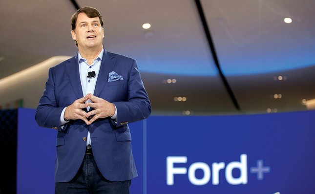 CEO của Ford dự kiến sẽ tăng gấp bốn lần doanh số bán xe hybrid trong vòng 5 năm tới.