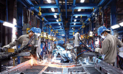 Chỉ số sản xuất toàn ngành công nghiệp trong nước tăng trưởng 2,9% trong tháng 8