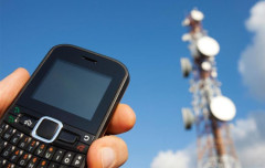 Các nhà mạng sẽ khoá máy điện thoại thuần 2G và 3G từ tháng 12/2023