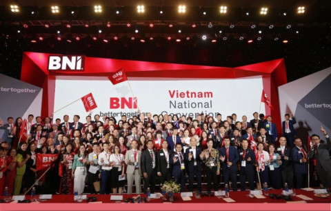Why do BNI members pass up lucrative business opportunities?