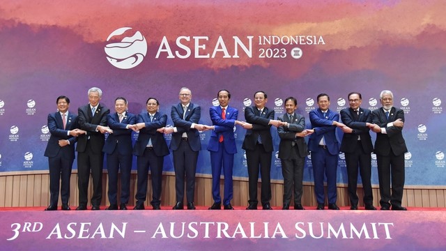 Prime Minister Pham Minh Chinh and Heads of delegations attending the 3rd ASEAN-Australia Summit. At the end of 2023, the ASEAN-Australia High-Level Dialogue on Climate Change and Energy Transition will be organized by Australia, Vietnam and Laos co-chairs the organization in Hanoi and is expected to make practical contributions to green transformation efforts towards sustainable development - Photo: VGP