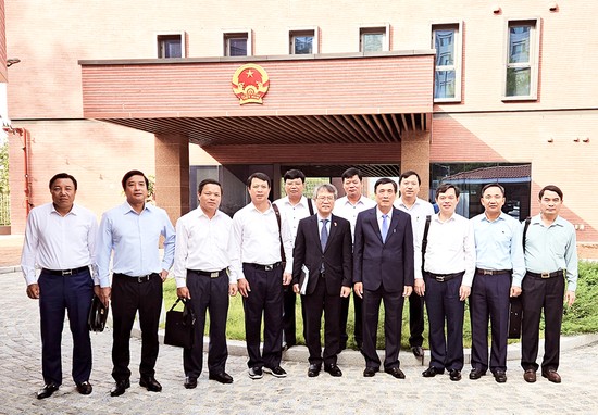 Đoàn đại biểu tỉnh Phú Thọ thăm và làm việc tại Đại sứ quán Việt Nam tại Hàn Quốc