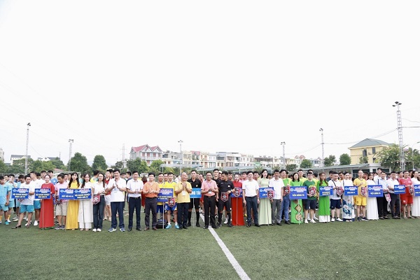 Giải bóng đá Hiệp hội Doanh nghiệp tỉnh Thanh Hóa lần thứ nhất - năm 2023 là sân chơi bổ ích, ý nghĩa của các doanh nghiệp, doanh nhân
