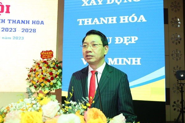 Mr. Le Duc Giang, Provincial Party Committee member, and Vice Chairman of the Provincial People's Committee spoke to direct the congress.