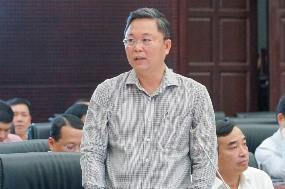 Ông Lê Trí Thanh, Chủ tịch UBND tỉnh Quảng Nam, phát biểu tại Hội nghị.