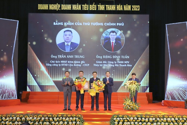 Tỉnh Thanh Hoá tổ chức tôn vinh khen thưởng các doanh nghiệp, doanh nhân tiêu biểu