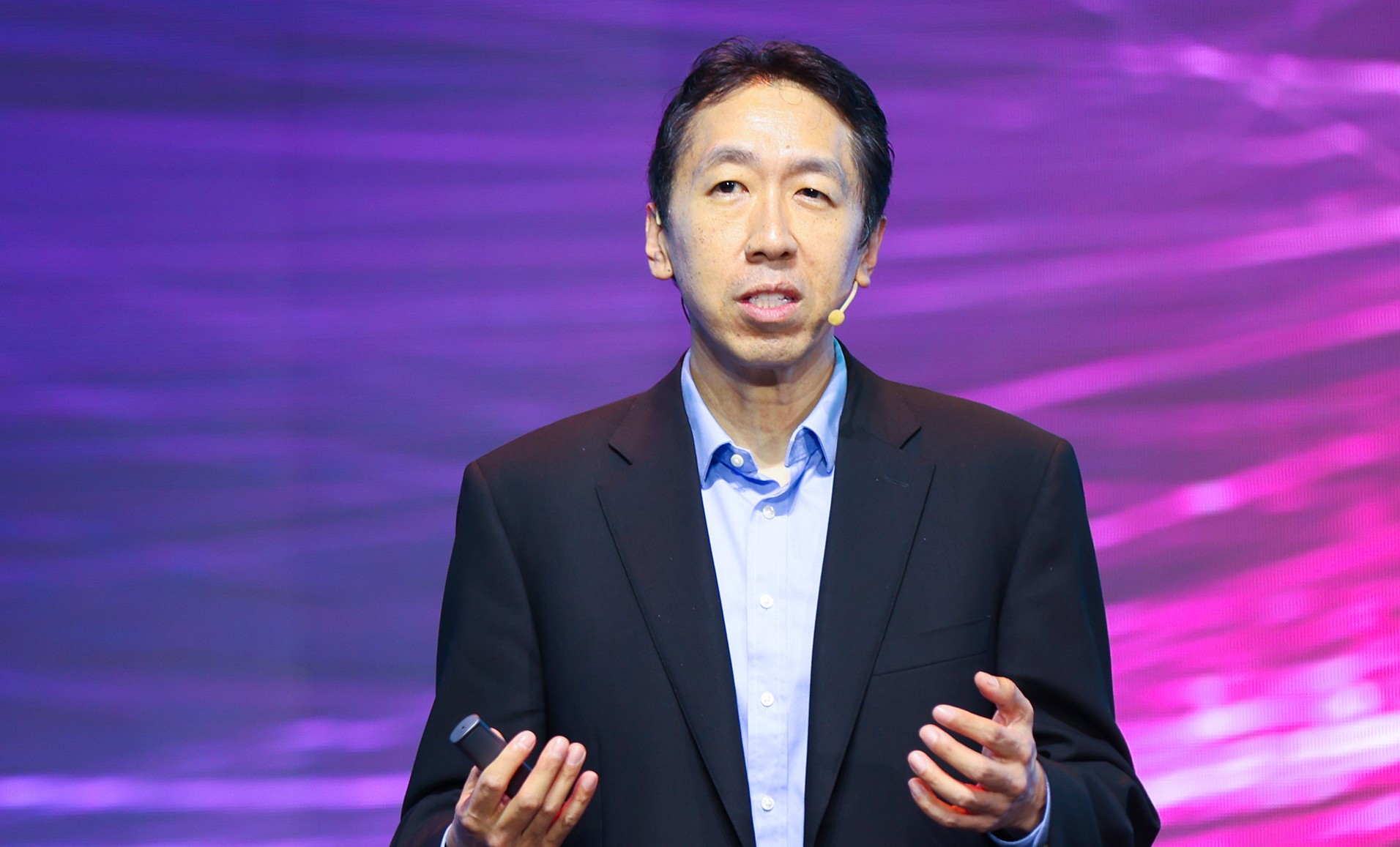 ông Andrew Ng, nhà khoa học nằm trong top 100 chuyên gia AI toàn cầu