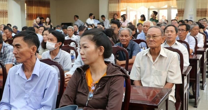 Các hộ dân tham dự Hội nghị gặp gỡ, đối thoại cùng lãnh đạo tỉnh Đồng Nai