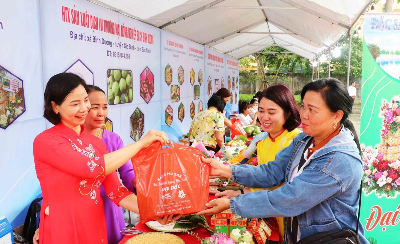 Hội Nông dân Bắc Ninh mở Chợ phiên nông sản an toàn năm 2023