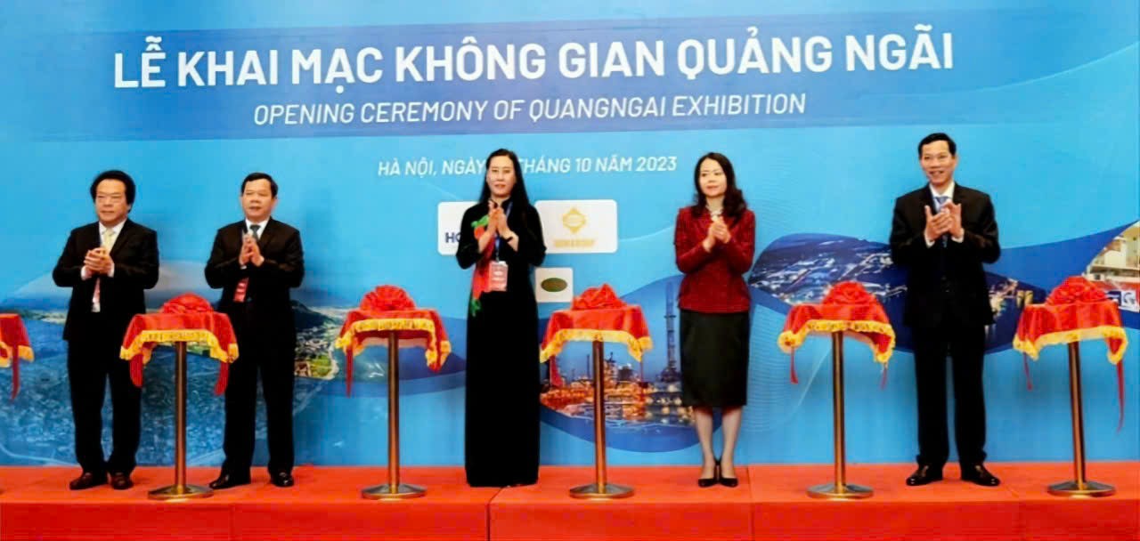 Mới đây, tại Hà Nội, UBND tỉnh Quảng Ngãi phối hợp với Bộ Ngoại giao tổ chức Hội nghị giới thiệu, quảng bá hình ảnh, tiềm năng, thế mạnh, cơ hội thu đầu tư đến các đối tác quốc tế