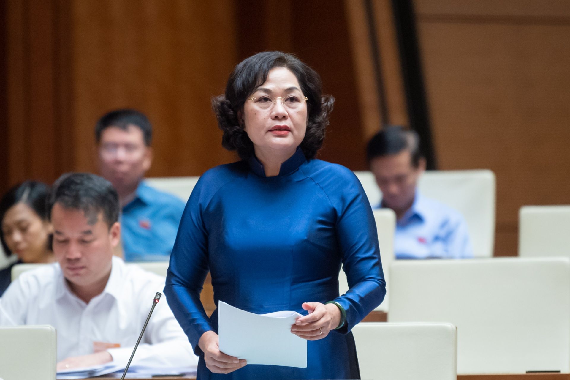 Thống đốc NHNN Nguyễn Thị Hồng trả lời chất vấn của đại biểu Quốc hội