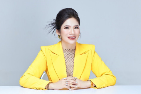 Nguyen Thi Thanh Hoa, "Steel Rose" of Vimos Pharmaceuticals, is an entrepreneur.