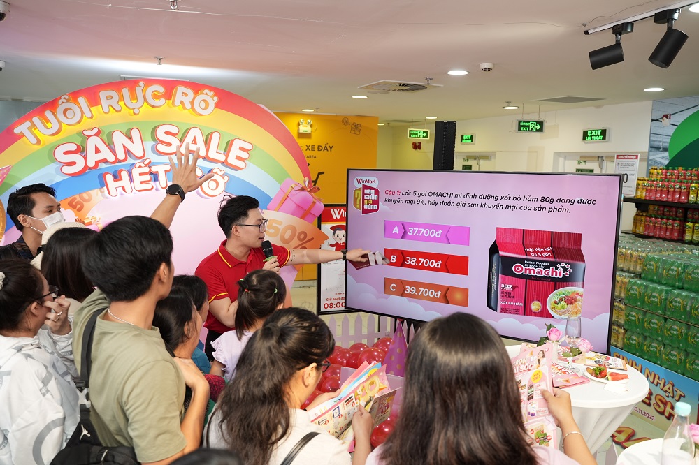 Ra mắt sản phẩm độc quyền WIN Voucher ngay tại sự kiện, đã có đông đảo khách hàng là những vị khách đầu tiên được trải nghiệm sản phẩm này sau khi thắng các trò chơi thú vị, vui nhộn của WinMart