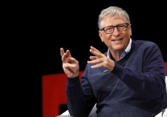 Bill Gates: Trong tương lai, bất kỳ ai kết nối trực tuyến có thể trang bị trợ lý AI