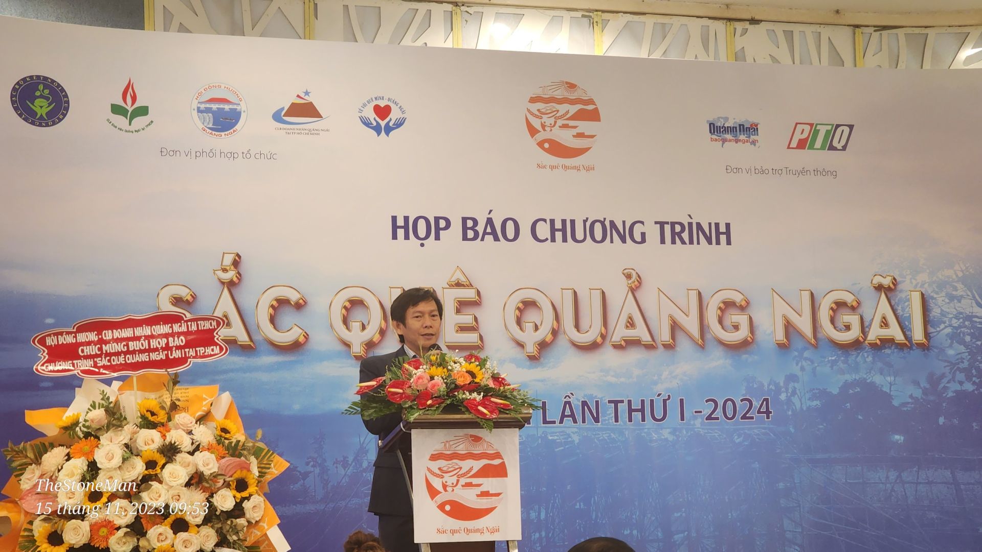 Ông Nguyễn Văn Bình – CT CLB Doanh Nhân Quảng Ngãi tại TPHCM tham dư chương trình phát biểu