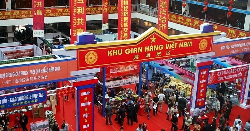 There were 109 cooperation agreements and 22 pairs of contracts signed at the Fair, especially in the fields of agency and export transshipment services.