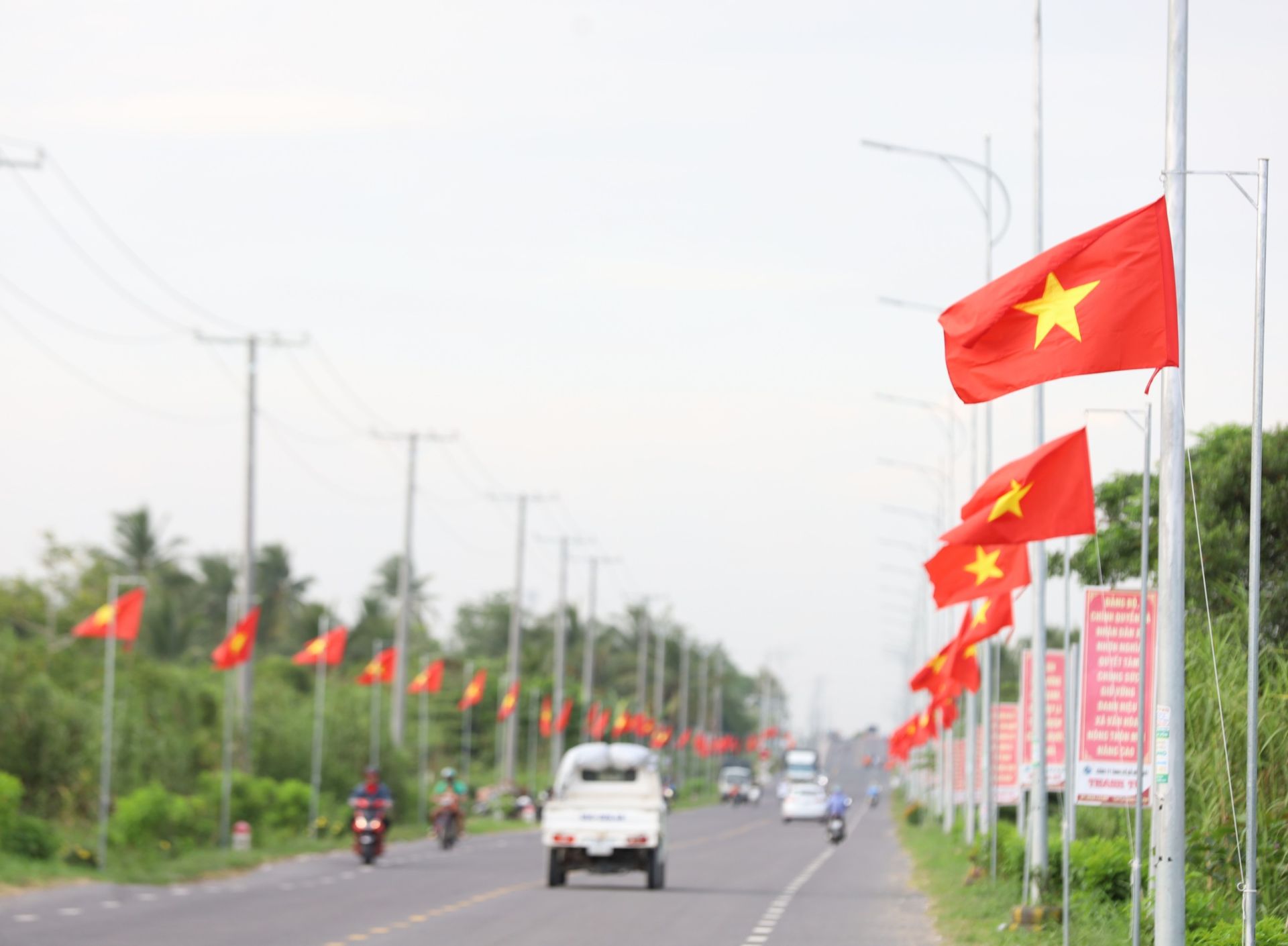 Công trình “Đường cờ Tổ quốc” tại huyện Phong Điền vừa được khánh thành.