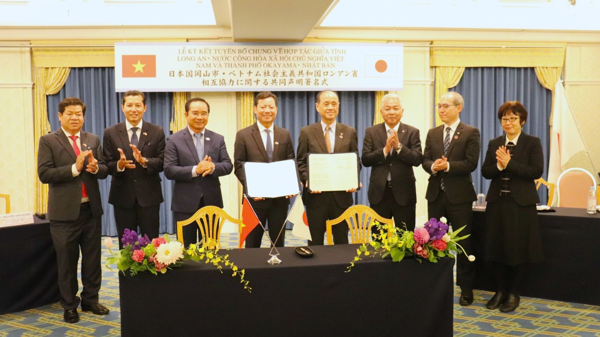 Long An attended the talks and signed a Joint Statement with Okayama City.