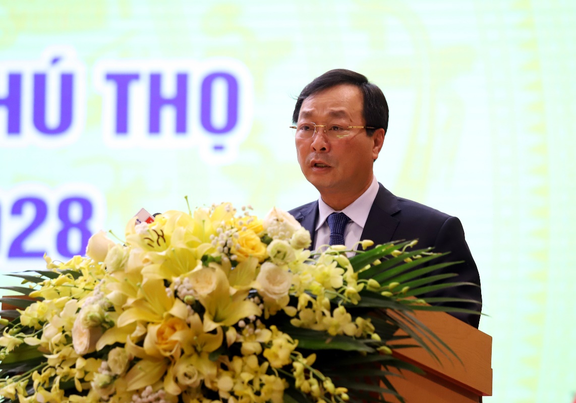 Chủ tịch UBND tỉnh Bùi Văn Quang phát biểu tại Đại hội