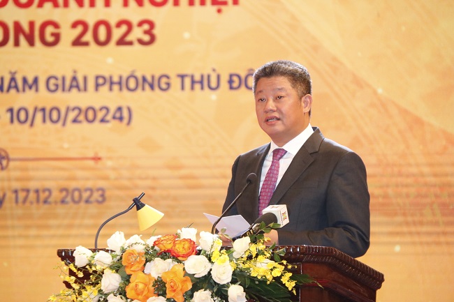 Ông Nguyễn Mạnh Quyền - Phó Chủ tịch UBND thành phố Hà Nội phát biểu khai mạc chương trình