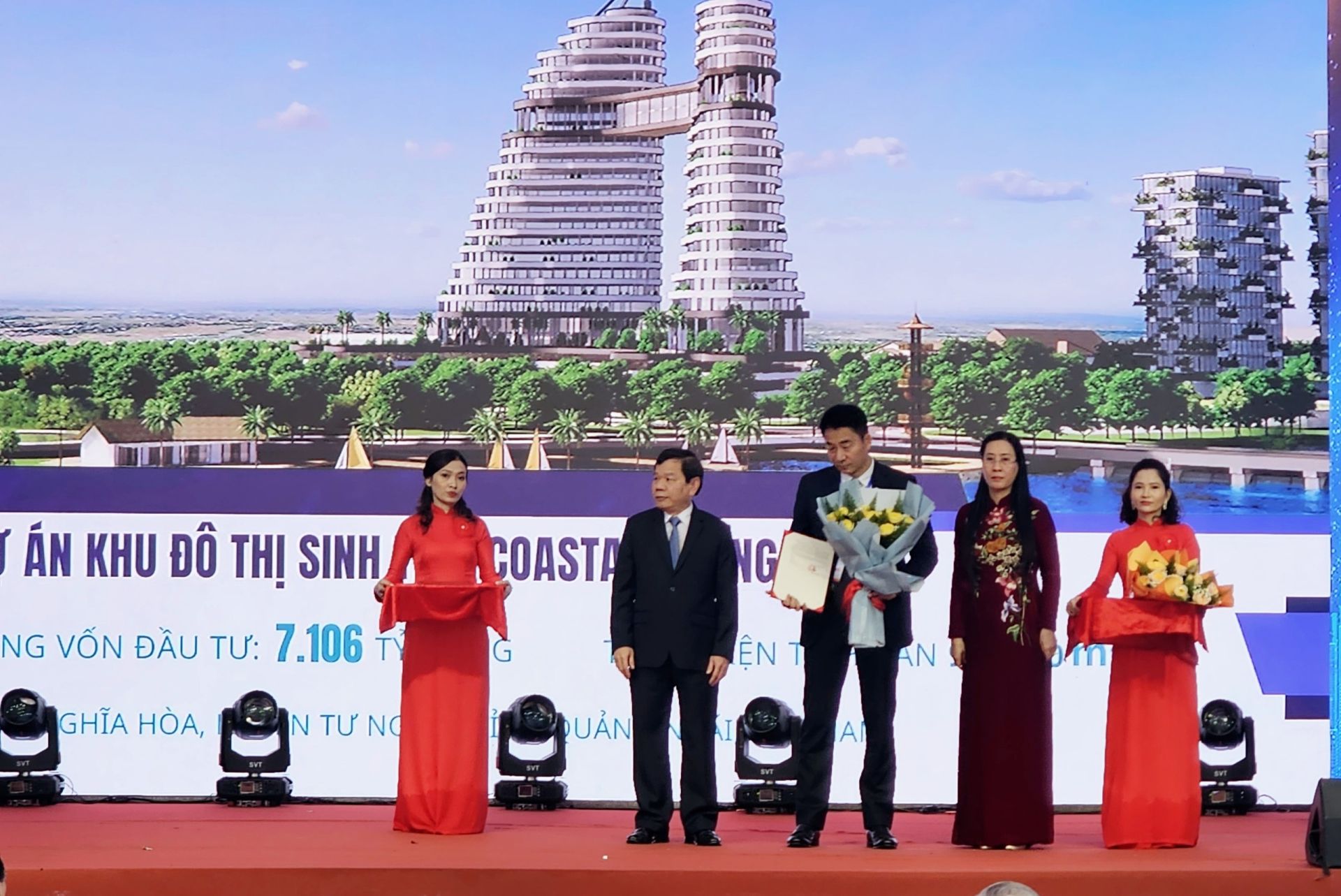 lãnh đạo tỉnh Quảng Ngãi đã trao Quyết định chấp thuận nhà đầu tư thực hiện đối với 3 Dự án Khu đô thị Bàu Giang với tổng vốn đầu tư hơn 7 nghìn tỷ đồng