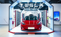 Tesla xác lập kỷ lục mới về doanh số bán xe điện