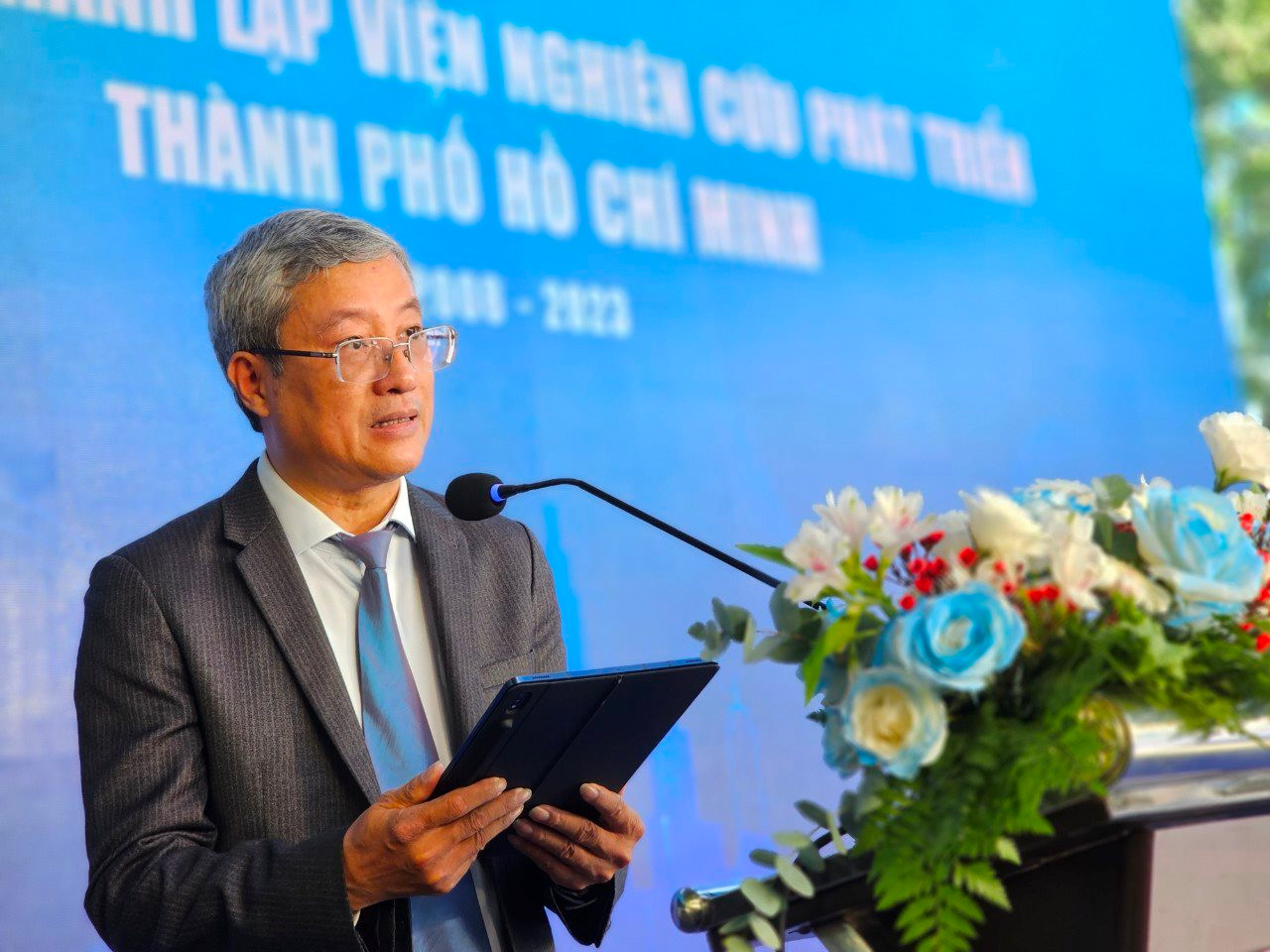 Ông Phạm Bình An - Phó Viện trưởng phụ trách Viện Nghiên cứu phát triển TP.HCM