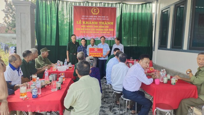Hội Cựu chiến binh huyện Nghi Lộc tổ chức Lễ khánh thành nhà nghĩa tình đồng đội cho hội viên cựu chiến binh Trương Văn Mão ở xã  Nghi Thái