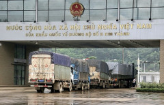 Lào Cai đặt mục tiêu xuất nhập khẩu qua cửa khẩu tăng 264% so với năm 2023