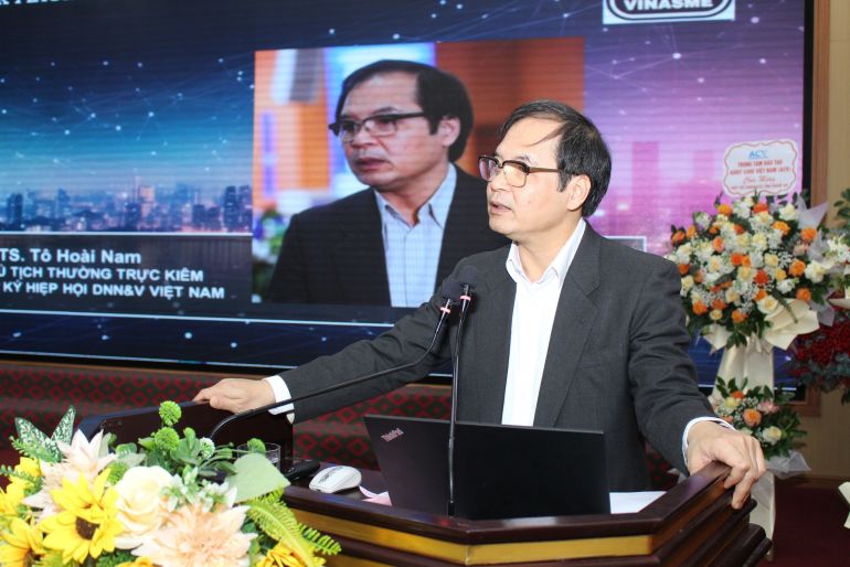 In his speech at the Conference, Dr To Hoai Nam - Permanent Vice President and General Secretary of the Vietnam SME Association emphasised: Building a strong “common home” for the Nghe An SME community to contribute more to the development of the homeland and the country