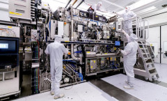 Lượng máy móc sản xuất chip mà Trung Quốc nhập khẩu năm 2023 tăng 14%