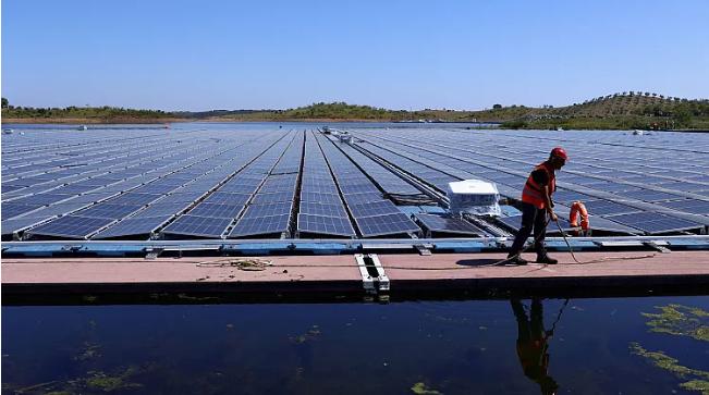 Khai trương công viên năng lượng mặt trời lớn nhất Bồ Đào Nha vào tháng 7 Reuters
