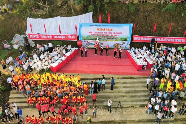 After a long period of stagnation due to the pandemic, Thanh Hoa province’s tourism businesses are experiencing a strong revival